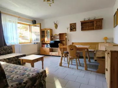 Ein Sitzbereich in der Unterkunft Zillertal Alpenblick
