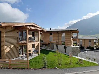 Das Gebäude in dem sich das Ferienhaus befindet