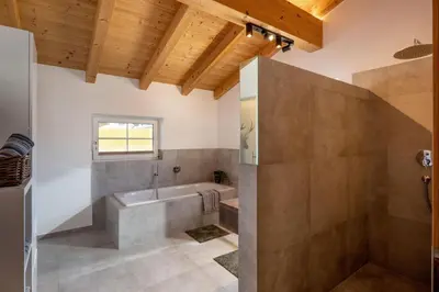 Ein Badezimmer in der Unterkunft Landhaus Barbara