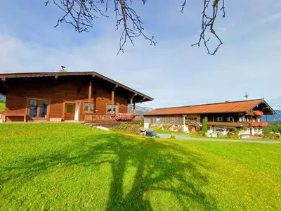 Ein Garten an der Unterkunft Ferienwohnung Schösserhof