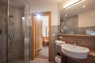 Ein Badezimmer in der Unterkunft Apartment Anita Hohe Salve