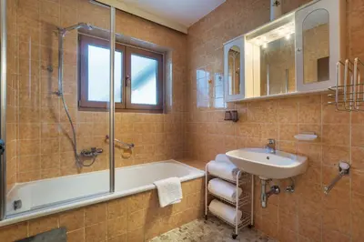 Ein Badezimmer in der Unterkunft Apartment Klaus