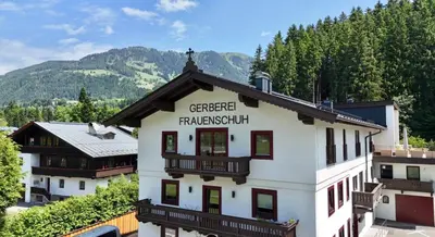 Ein allgemeiner Bergblick oder ein Berglick von der Ferienwohnung aus