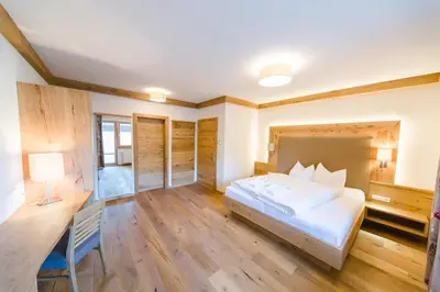 Ein Bett oder Betten in einem Zimmer der Unterkunft Hotel Giessenbach