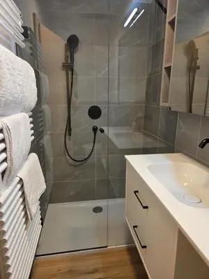 Ein Badezimmer in der Unterkunft Resi´s Stadthaus