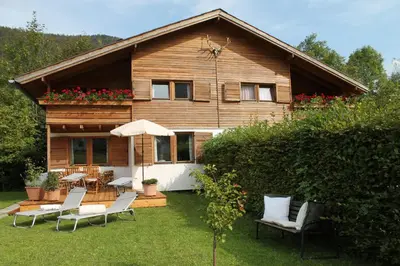 Ein Garten an der Unterkunft Chalet am wilden Kaiser