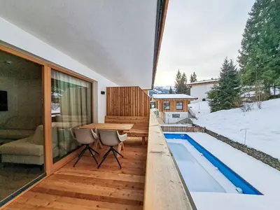 Der Swimmingpool an oder in der Nähe von Apartment Aparthotel Iris-2 by Interhome