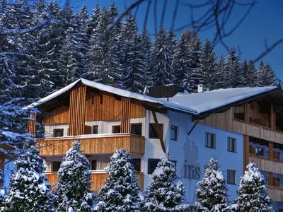 Apartment Aparthotel Iris-5 by Interhome im Winter
