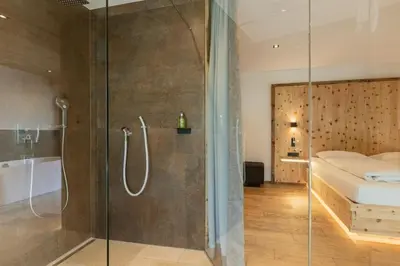 Ein Badezimmer in der Unterkunft Chalet Residenz Mühlermoos - Chalet Bergkulisse