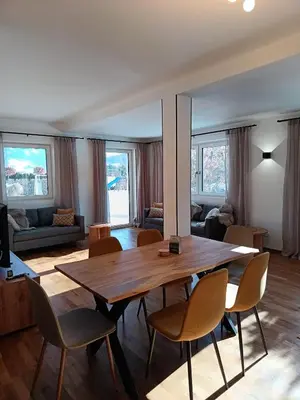 Ein Sitzbereich in der Unterkunft Ferienwohnung Valentina