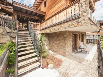 Das Gebäude in dem sich das Chalet befindet