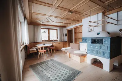 Ein Sitzbereich in der Unterkunft Ferienwohnung Rainer