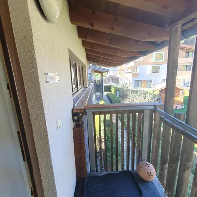 Ein Balkon oder eine Terrasse in der Unterkunft Ferienwohnung Hüttenzauber