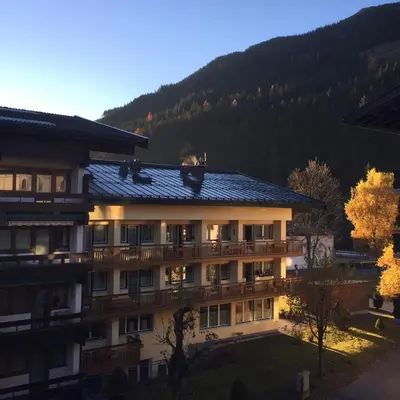 Ein allgemeiner Bergblick oder ein Berglick von der Ferienwohnung aus