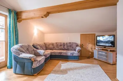 Ein Sitzbereich in der Unterkunft Mauerhof Ferienwohnungen am Bauernhof