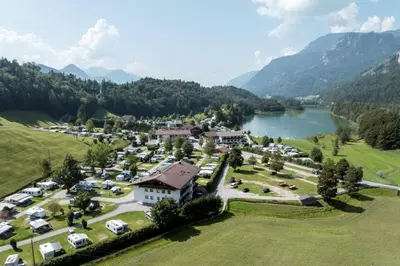 Naturlandschaft in der Nähe des Campingplatzes