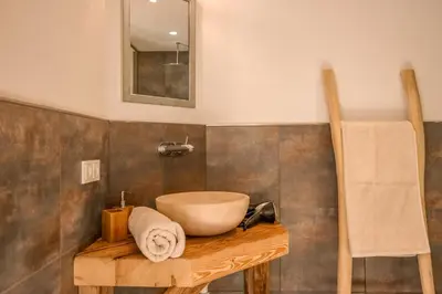 Ein Badezimmer in der Unterkunft Tirol Chalet Brixen