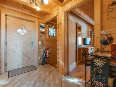 TV/Unterhaltungsangebot in der Unterkunft Chalet Königsleiten 3 by Interhome