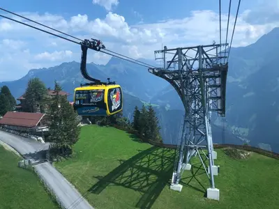 Ein allgemeiner Bergblick oder ein Berglick von der Ferienwohnung aus