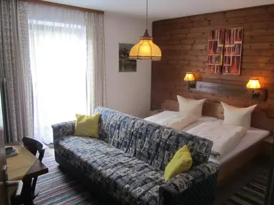 Ein Sitzbereich in der Unterkunft Haus Annelies Walchsee
