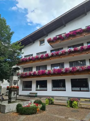 Das Gebäude in dem sich das Hotel befindet