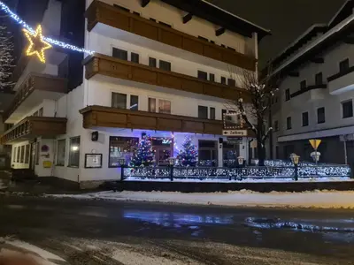 Das Gebäude in dem sich das Hotel befindet