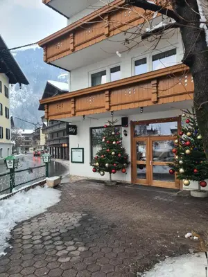 Das Gebäude in dem sich das Hotel befindet