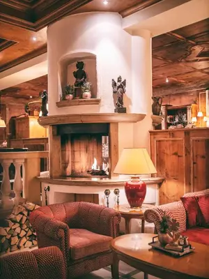 Ein Sitzbereich in der Unterkunft Wellnessresidenz Alpenrose