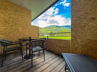 Ein allgemeiner Bergblick oder ein Berglick von des Hotels aus