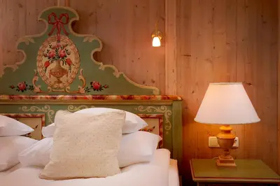 Ein Bett oder Betten in einem Zimmer der Unterkunft Landsitz Römerhof - Hotel Apartments