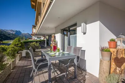Ein allgemeiner Bergblick oder ein Berglick von der Ferienwohnung aus