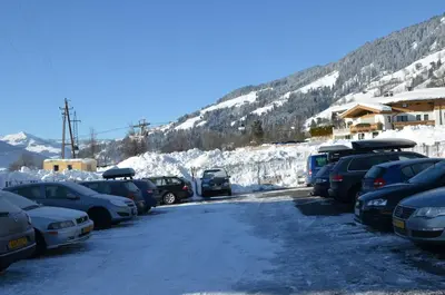 Ein allgemeiner Bergblick oder ein Berglick von der Ferienwohnung aus