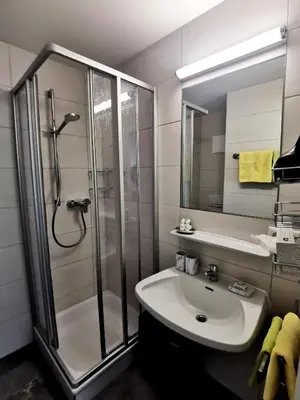 Ein Badezimmer in der Unterkunft Pension Garni Appartement Ortner