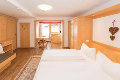 Ein Bett oder Betten in einem Zimmer der Unterkunft Das kleine, feine SONNWEND