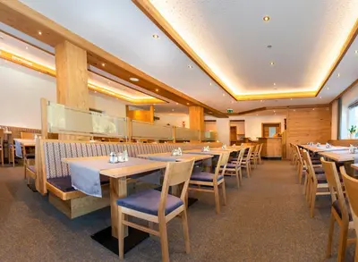 Ein Restaurant oder anderes Speiselokal in der Unterkunft Sun Valley - Wildschönau