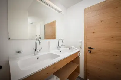 Ein Badezimmer in der Unterkunft Hotel Fischer