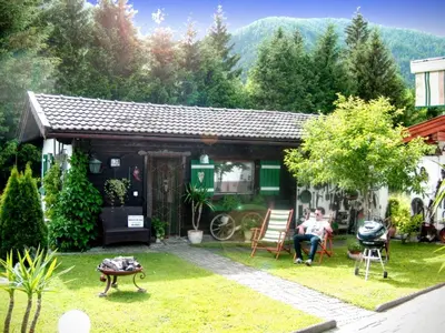 Ein Garten an der Unterkunft Ferienwohnung Anne
