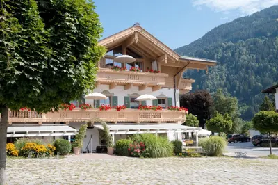 Ein allgemeiner Bergblick oder ein Berglick von der Ferienwohnung aus