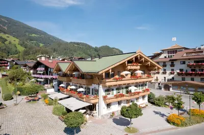 Ein allgemeiner Bergblick oder ein Berglick von der Ferienwohnung aus