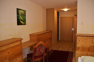 Ein Sitzbereich in der Unterkunft Gasthof zum Löwen