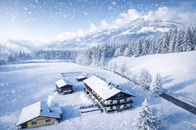 Berghütte Burgweghof Jugendgästehaus im Winter