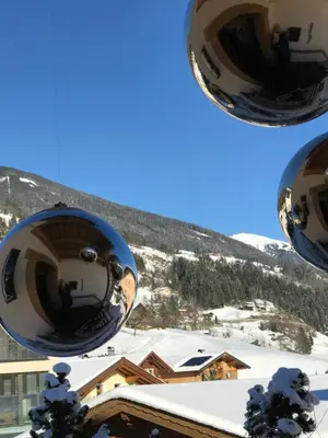 Ein allgemeiner Bergblick oder ein Berglick von der Ferienwohnung aus