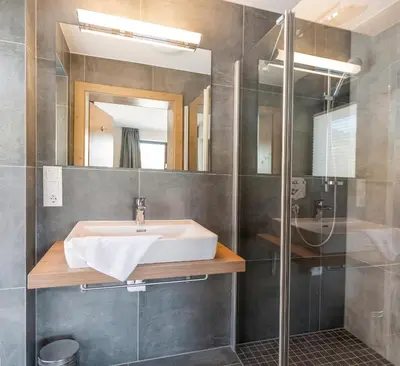 Ein Badezimmer in der Unterkunft Kristall Plaza