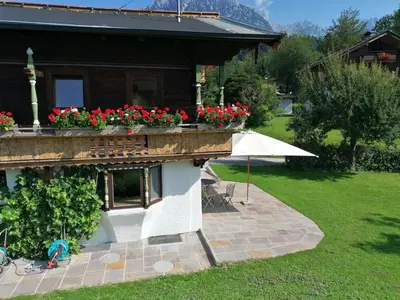 Ein Garten an der Unterkunft Oberholzer Landhaus & Appartement