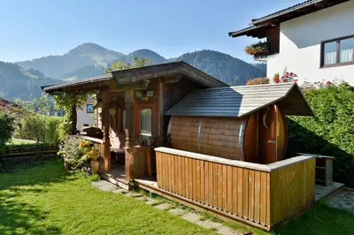 Ein allgemeiner Bergblick oder ein Berglick von der Pension aus