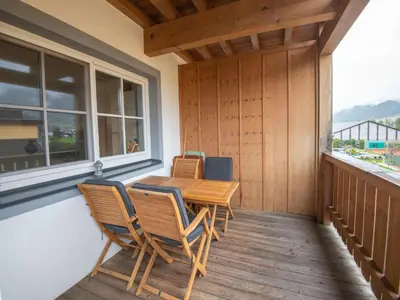 Ein allgemeiner Bergblick oder ein Berglick von der Ferienwohnung aus