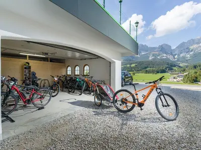 Radfahren an der Unterkunft Hotel Ritterhof Ellmau oder in der Nähe