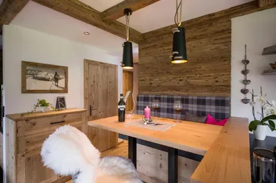 Ein Sitzbereich in der Unterkunft Landhaus BergMoment - adults only