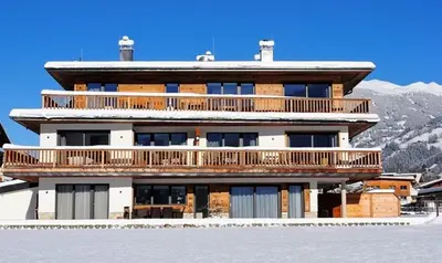 Ein allgemeiner Bergblick oder ein Berglick von der Ferienwohnung aus