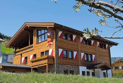 Das Gebäude in dem sich die Ferienwohnung befindet